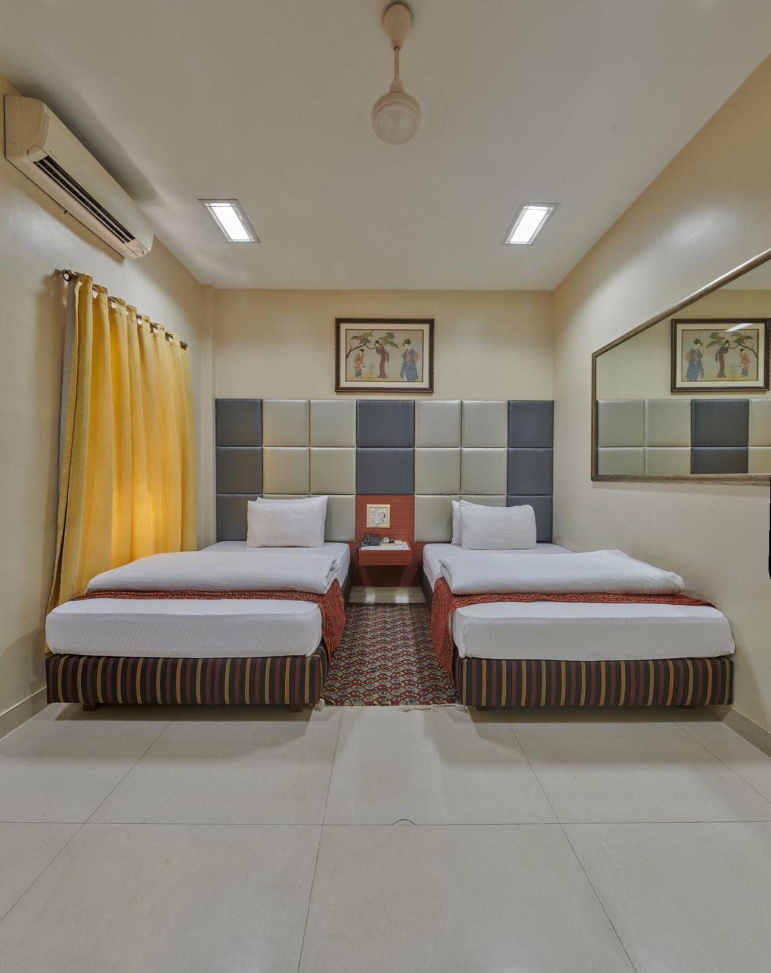 Elphinstone Hotel มุมไบ ภายนอก รูปภาพ