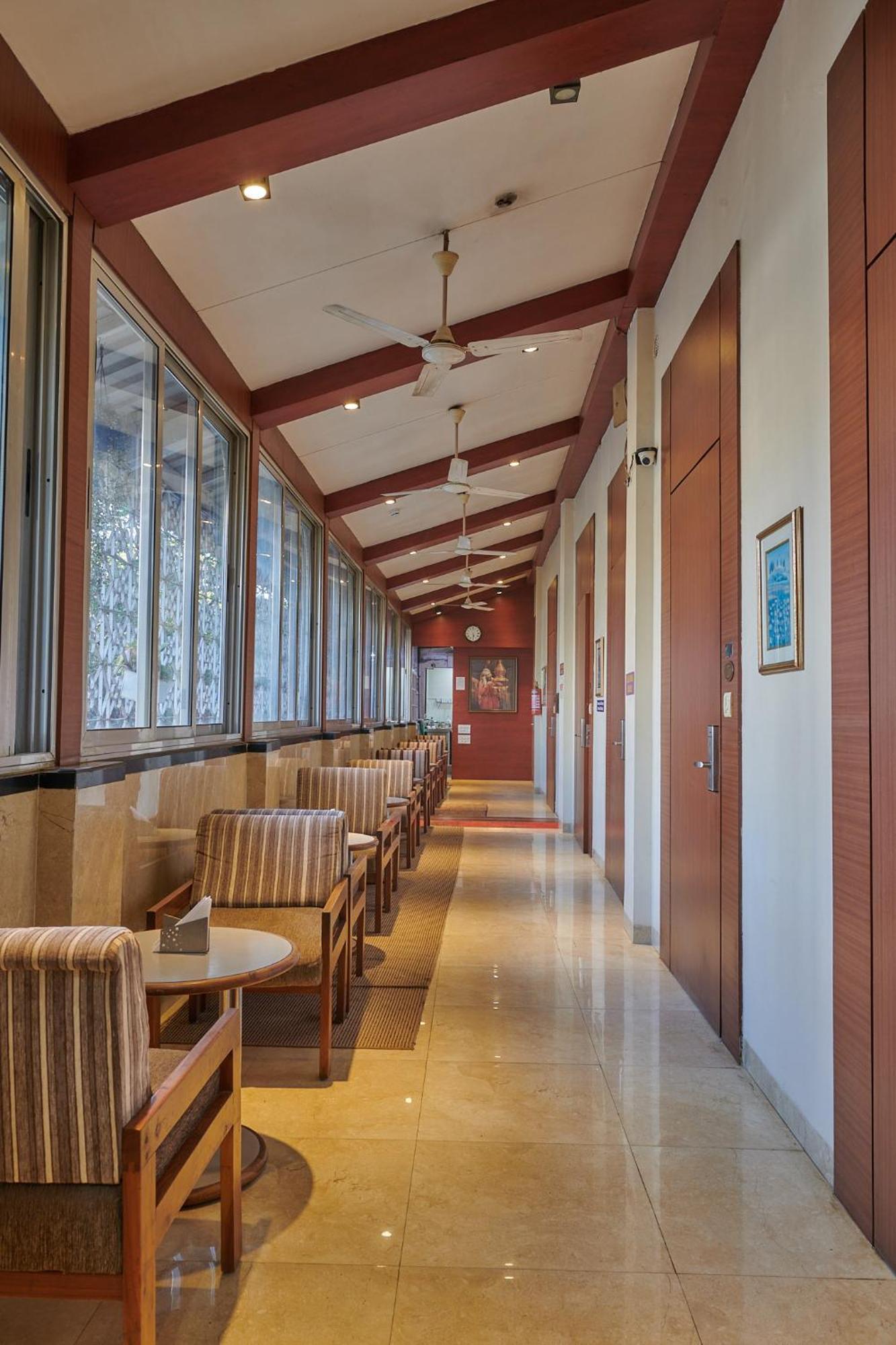Elphinstone Hotel มุมไบ ภายนอก รูปภาพ